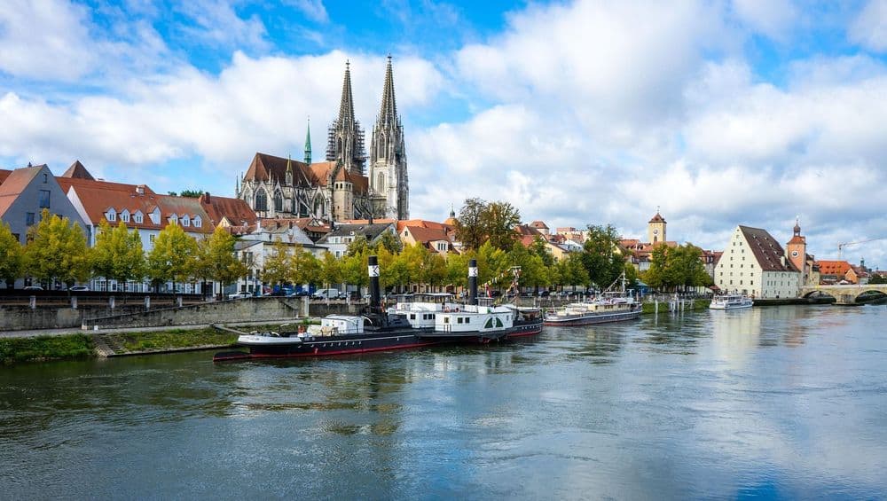 Symbolbild für Schritt für Schritt - Regensburg