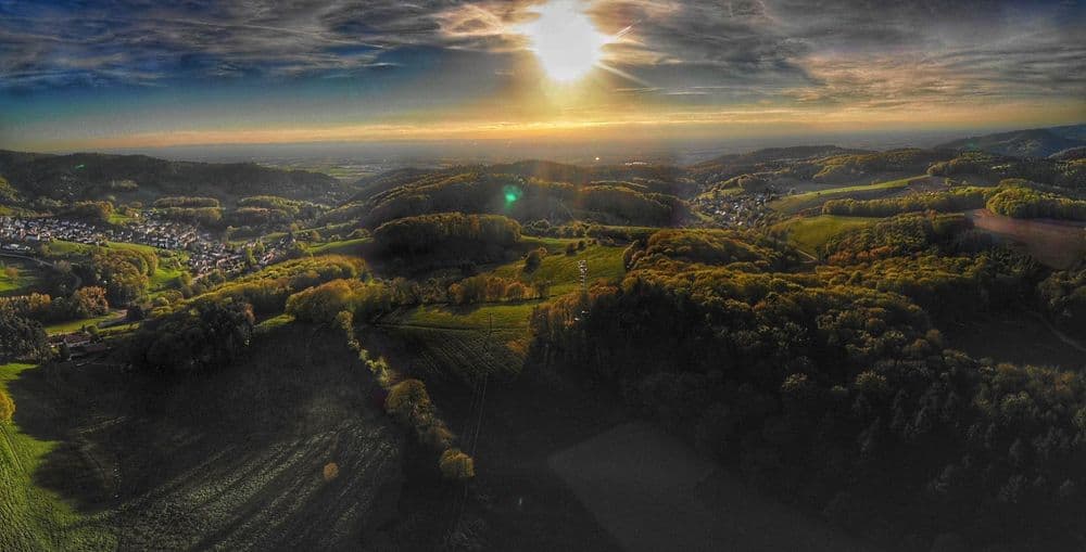 Bergstraße-Odenwald Walk am 03.10.2026 in Weinheim Symbolbild für Bergstraße-Odenwald Walk