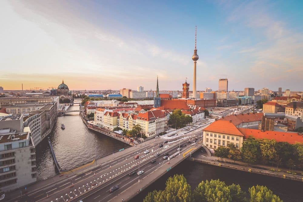 Berlin Marsch am 03.10.2025 in Berlin Symbolbild für Berlin Marsch