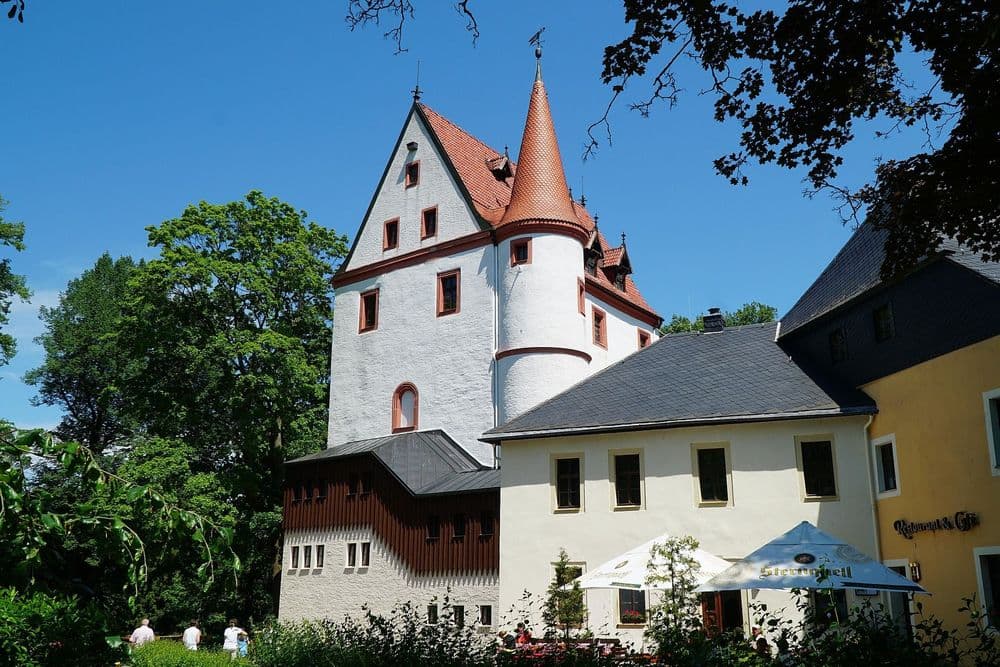 27. Grenzüberschreitende Traditionswanderung über den Erzgebirgskamm am 06.06.2026 in Schlettau Symbolbild für 27. Grenzüberschreitende Traditionswanderung über den Erzgebirgskamm